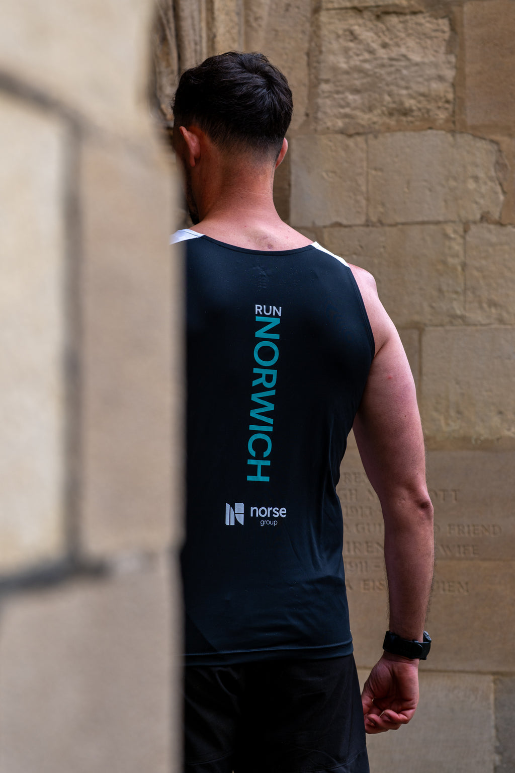 RN26 Male Vest