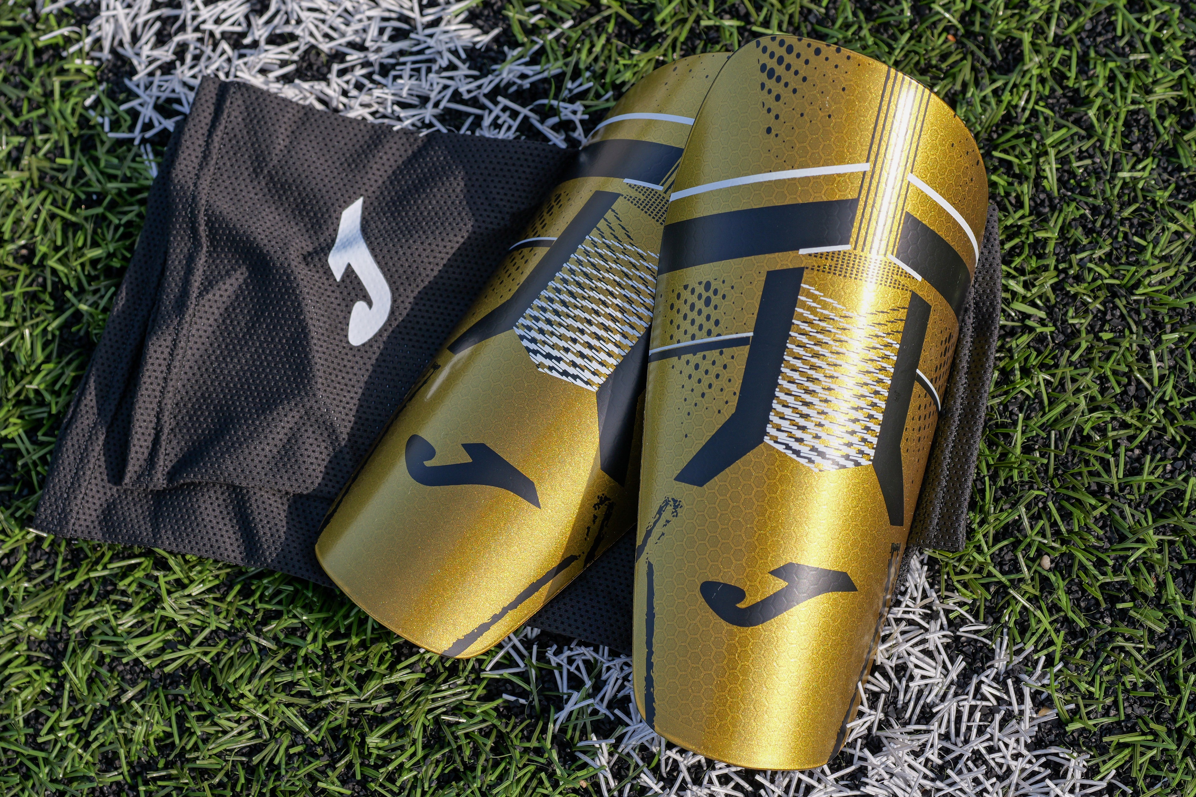 Spartan Shin Guard Black/Gold